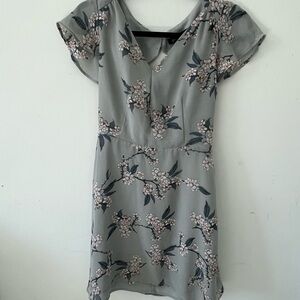 Dynamite Gray Floral Mini Dress